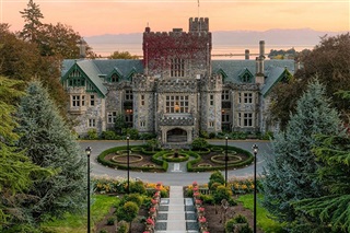 加拿大-皇家大學